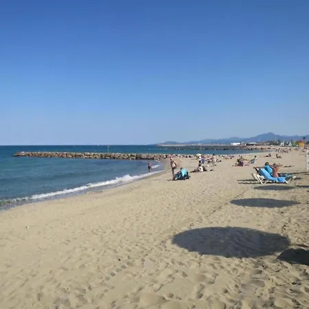 Comfortable With A Terrace At 800 M From The Sea